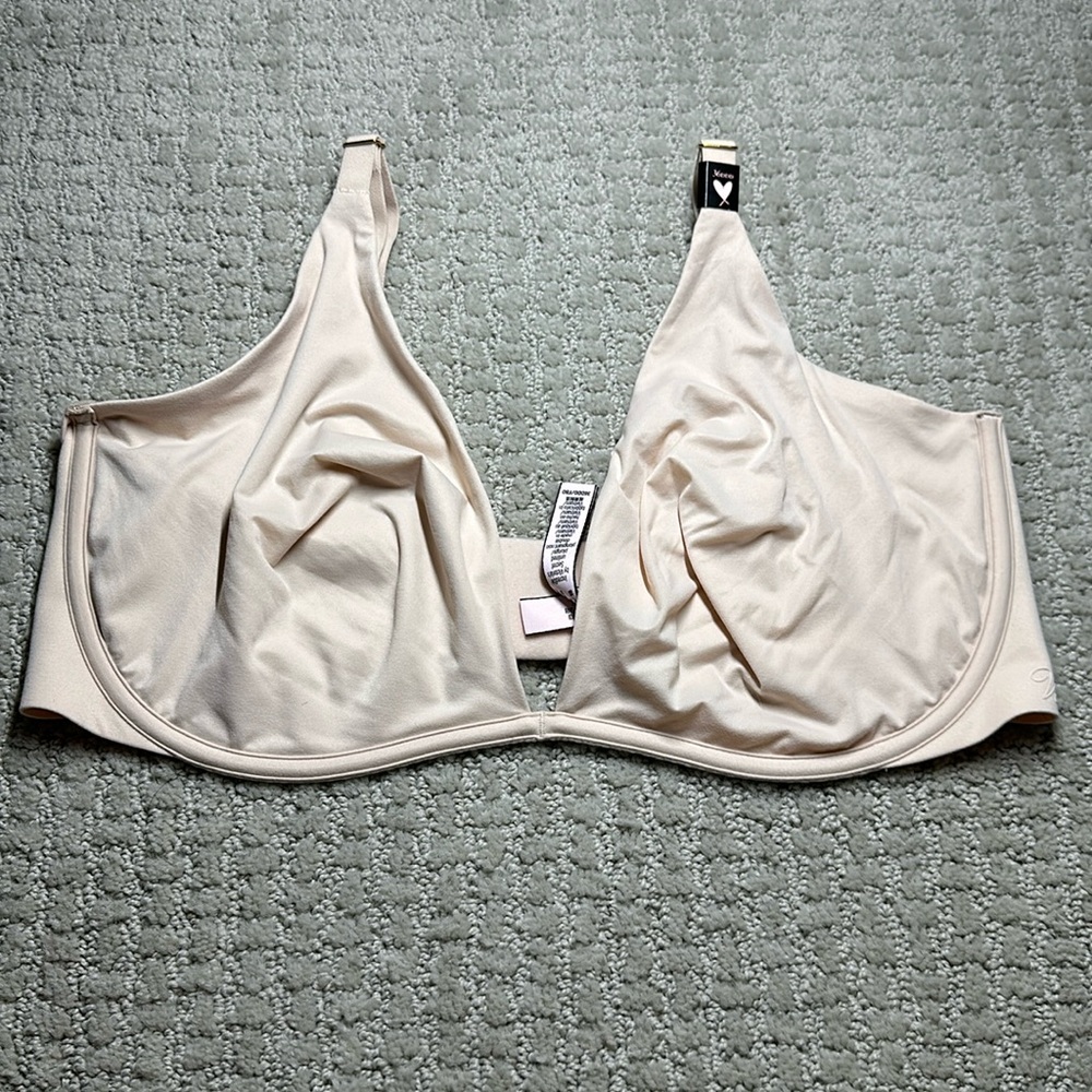 NWT unlined victoria's secret bra